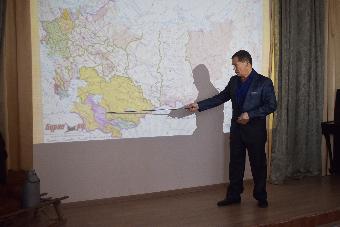 В ейском музе прошёл урок мужества ко Дню воинов-интернационалистов "Честь и слава защитникам Отечества!"