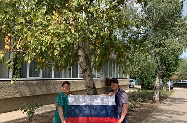 Администрация города Ейска обращается к лицам, установившим ларь по ул. Коммунаров, 4