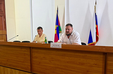 Глава Ейска Денис Квитовский провёл традиционную планёрку        