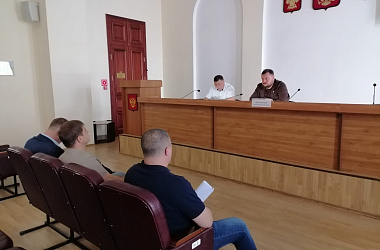 Глава Ейска Денис Квитовский провёл КЧС в связи с возгоранием на городской свалке