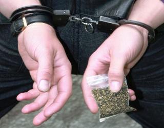 На скамью подсудимых отправлен житель Ростовской области, уличенный в незаконном обороте наркотиков на территории Ейского района