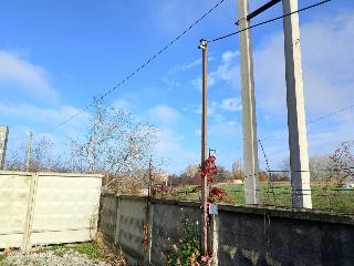 Администрация Ейского городского поселения Ейского района обращается к лицам, установившим металлический столб – опору для размещения камеры видеонаблюдения и фиксации на земельном участке с кадастровым номером 23:42:0401001:48, расположенном по улице Пле